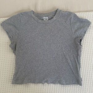 Aritzia TNA Grey T-shirt